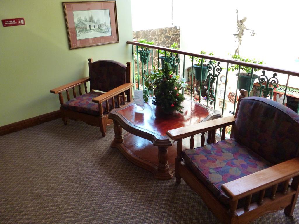 Hotel Don Carlos San Jose  Luaran gambar